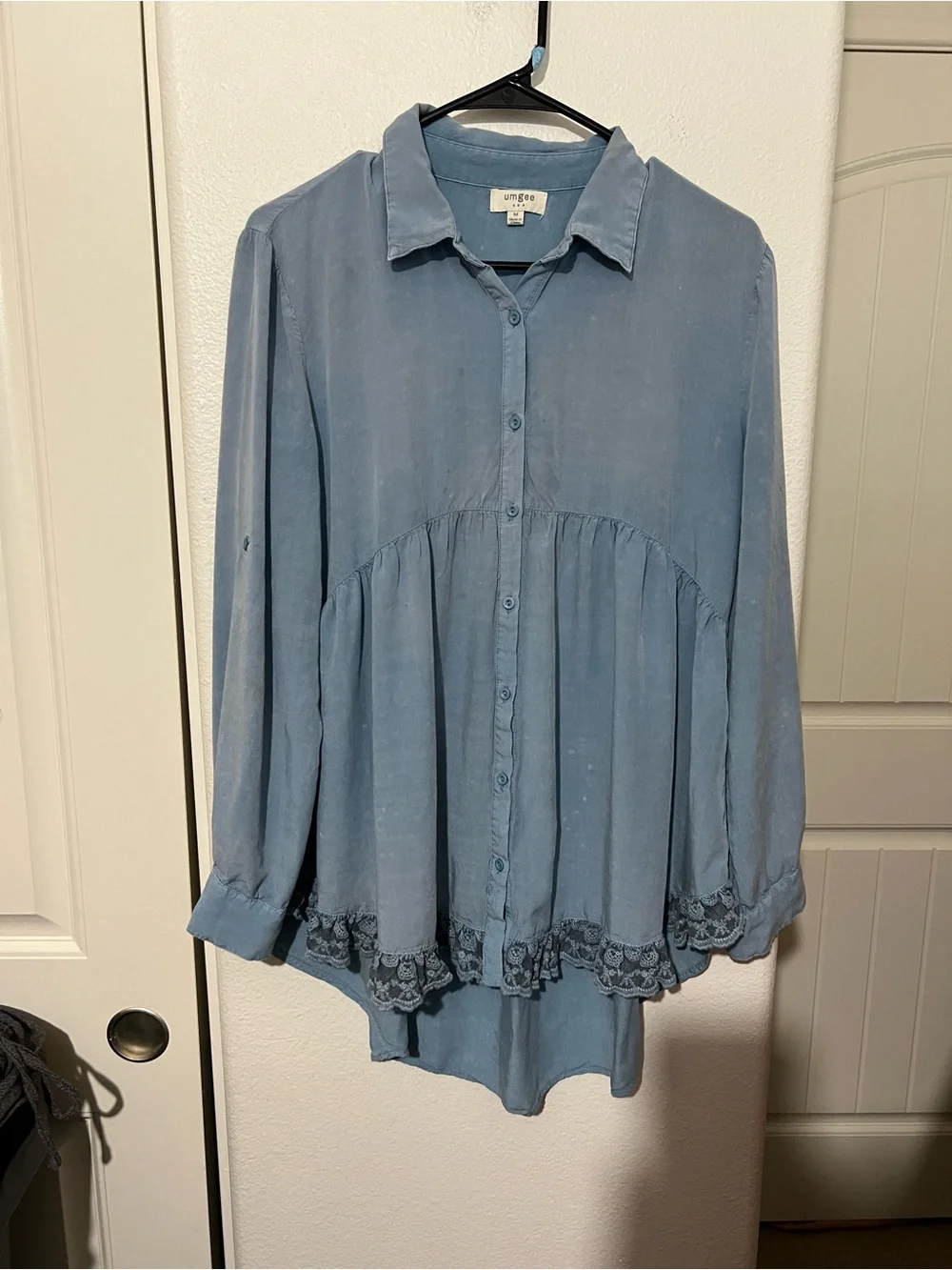 Umgee Dusty Blue Button-Front Baby doll Peplum Tunic with Lace Hem - Picture 11 of 16
